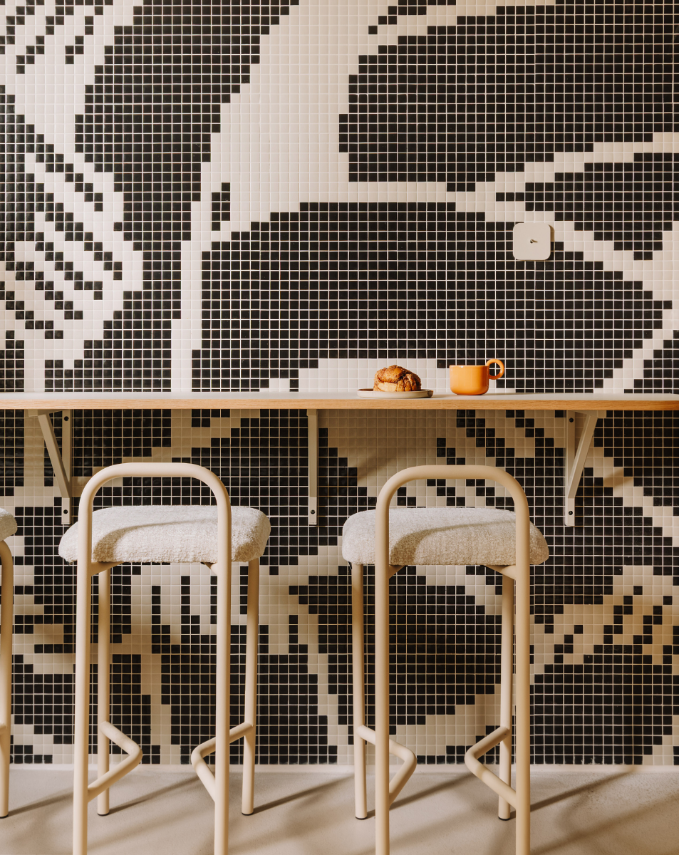 LUV hocker
Tapițerie: Arden 01
Cadru: Milky Way