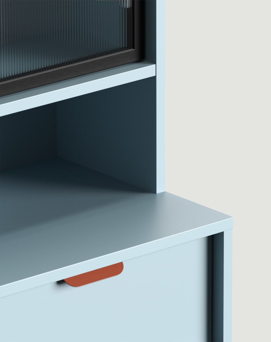 Geamantan SIGI KRS02
Culoare: Dove Blue
Sticlă: Ornamentală canelată
Mâner: LAYERS 110 Fire Terracotta mâner margine
                            
                            