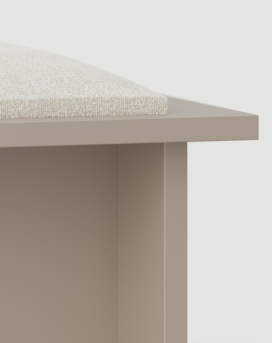 Bancă KABE LK01 în stil JAPANI
Culoare: Ash Clay
Culoarea tapițeriei: Terra 01