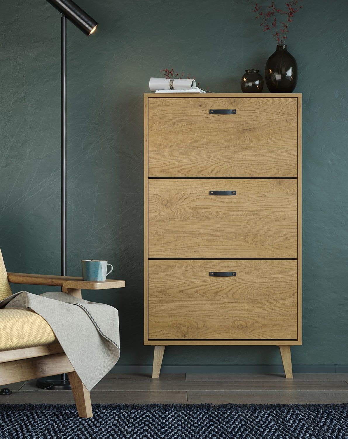 Dulap pentru pantofi cu clapetă FENRIS SBK6DF
Culoare: Sun Oak
Picior: Stejar trapezoidal uns cu ulei
Mâner: Mâner SKADI Piele neagră SKCZ